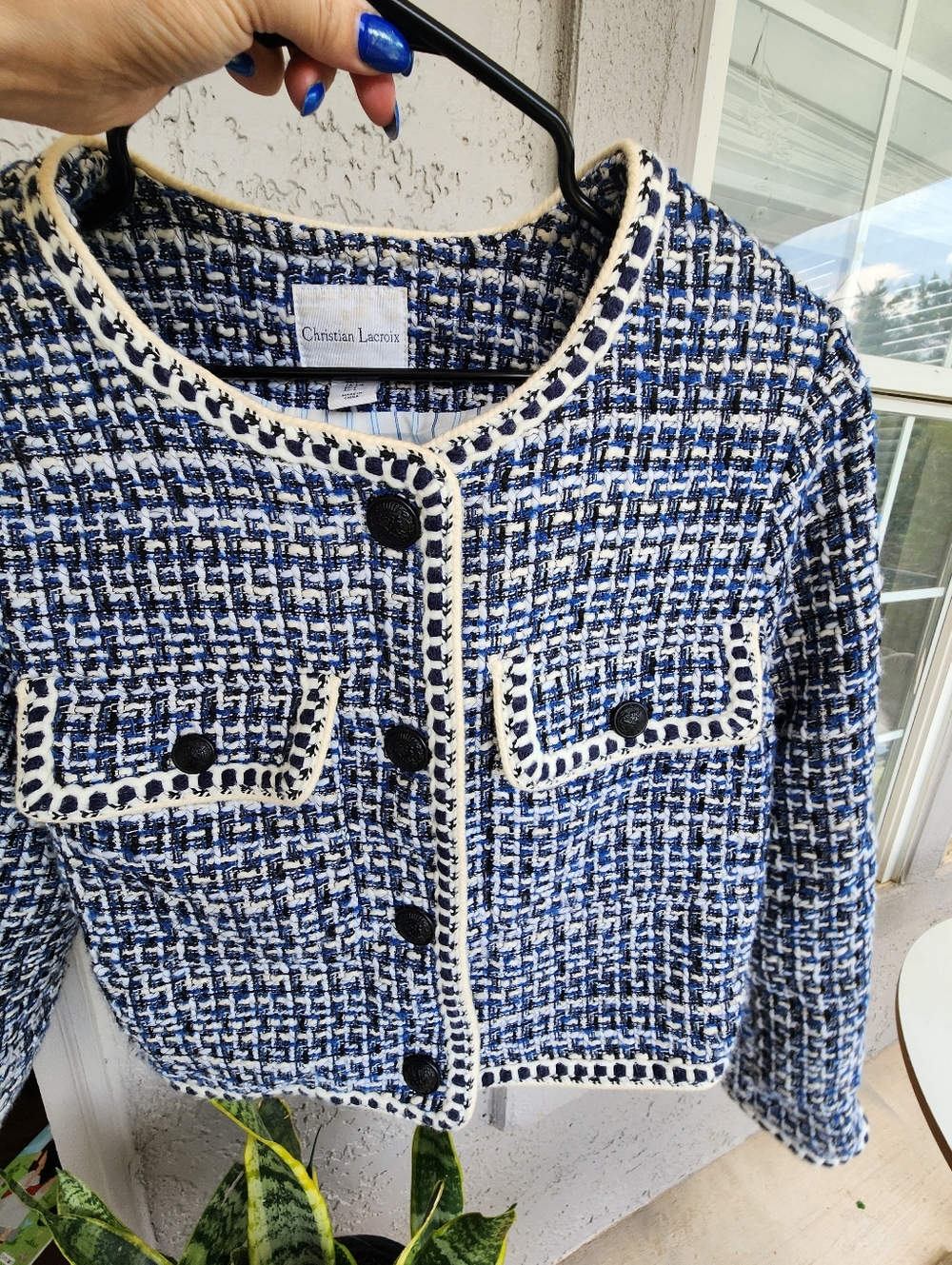 Christian Lacroix Classic Navy & White Tweed Cropped Jacket $800 MSRP - Picture 4 of 8